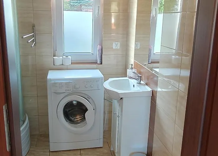 Olivia Wilkasy, Mazury 度假居 *